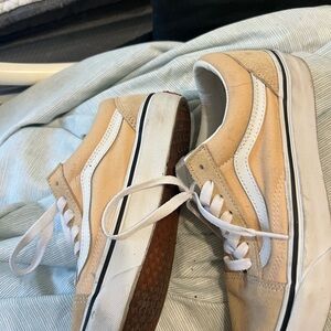 Women’s size 6.5 Vans tennis shoes
